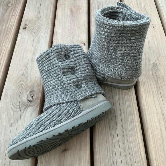 UGG knit boots 🔥🔥 - Picture 7 of 16